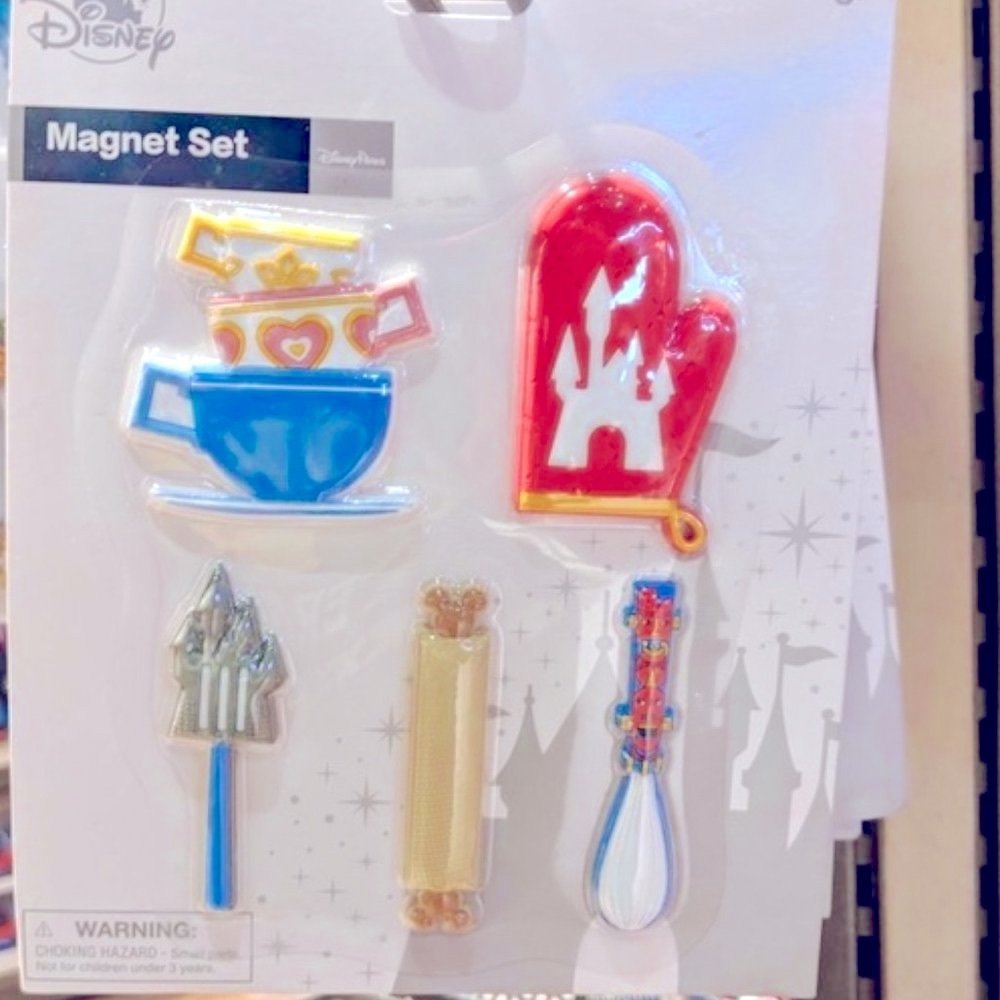 Disney Magic Kingdom Kitchen Tools Magnet Set Of 5 NEW